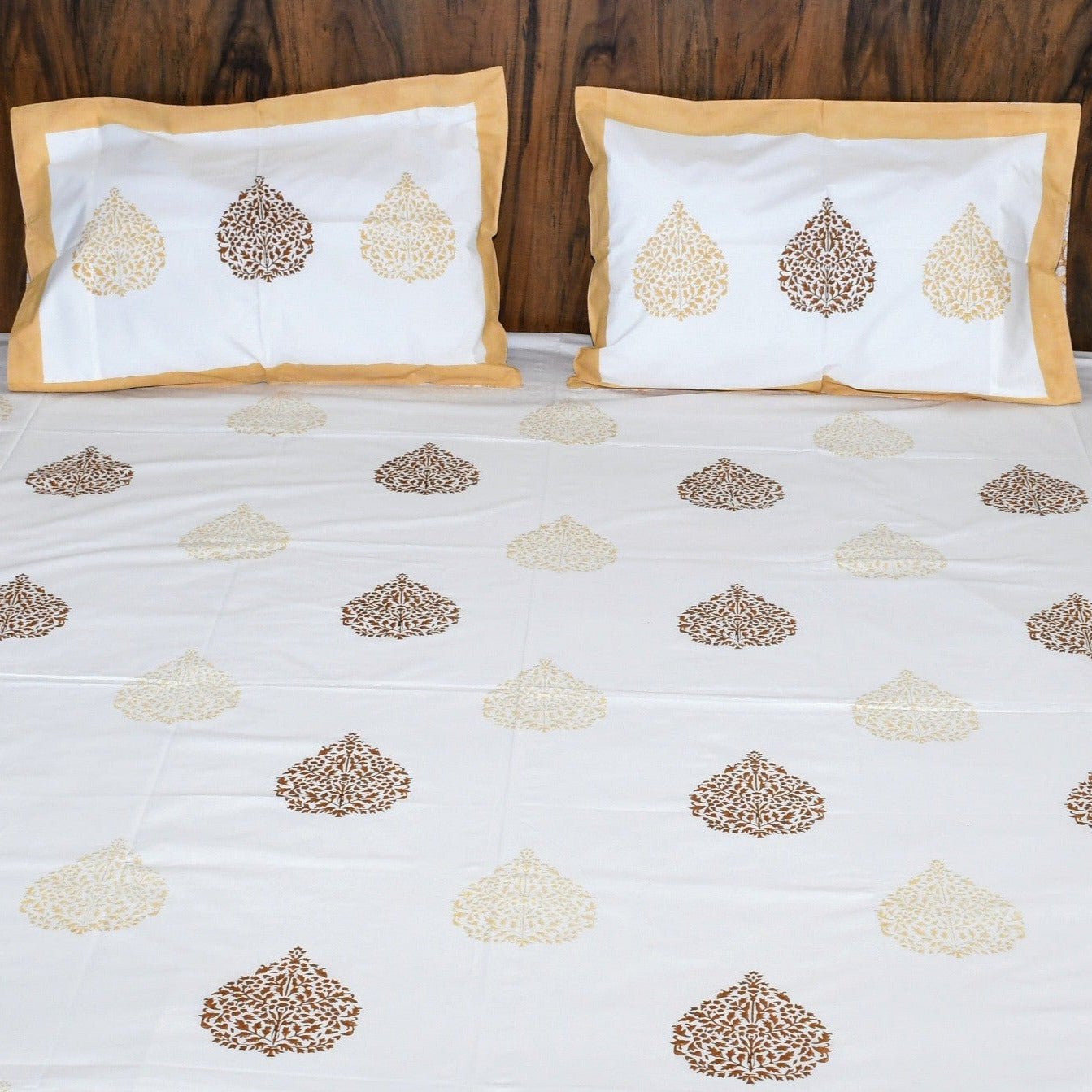 Artisanal Buti Print Cotton Bedsheet - Avyana Bedding Collection