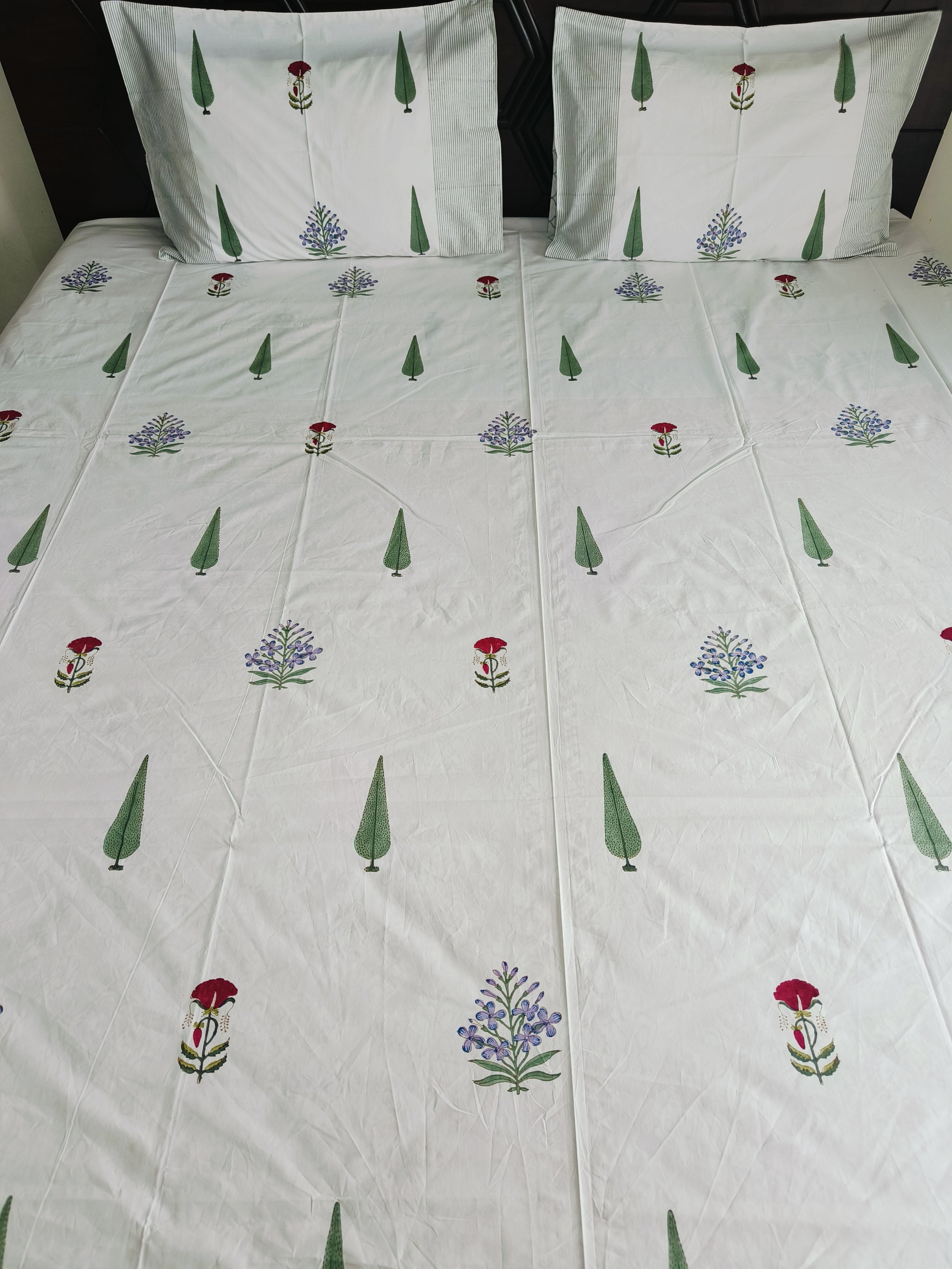 Botanic Breeze Handblock Bedsheet in Sage - Avyana Bedding Collection