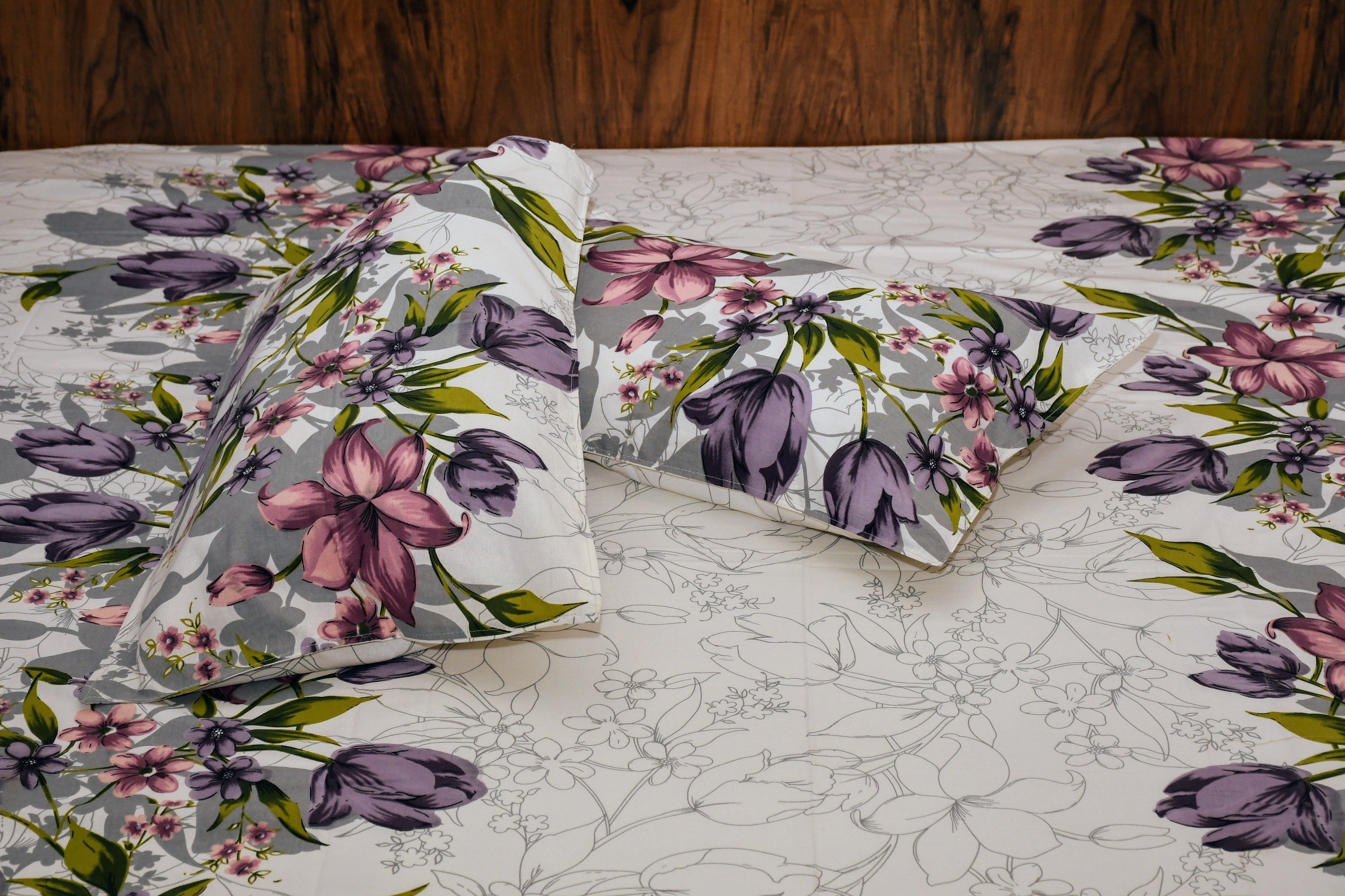 Botanical Harmony Bedsheet – Purple Blossom - Avyana Bedding Collection