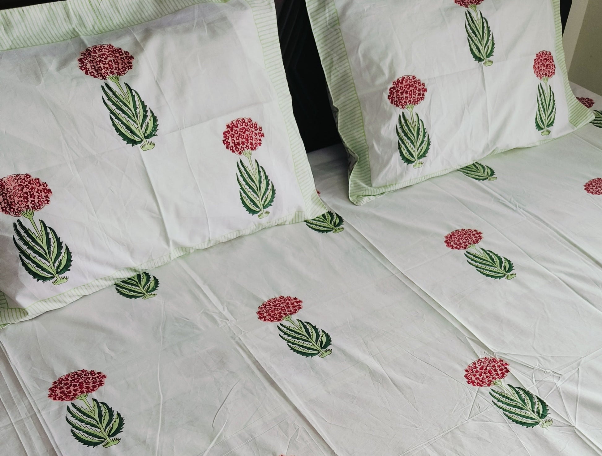 Elegant Cotton Bedsheet Set – Handblock Print in Red & Green for Double Bed - Avyana Bedding Collection