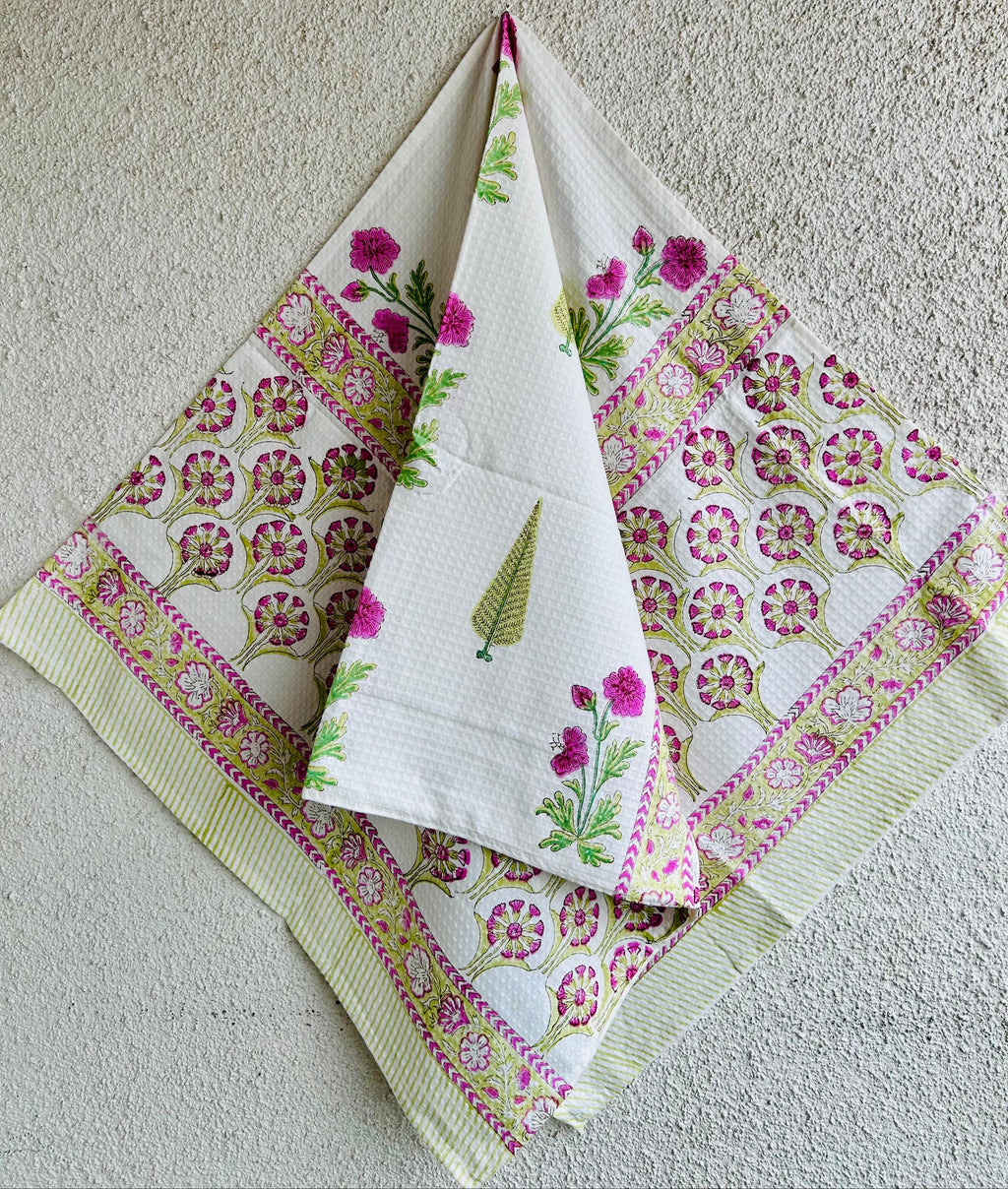 Floral Pure Cotton Towels - White and Pink - Avyana Bedding Collection