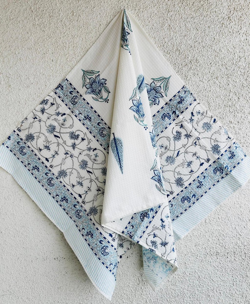 Kali Pure Cotton Towels - White and Blue - Avyana Bedding Collection