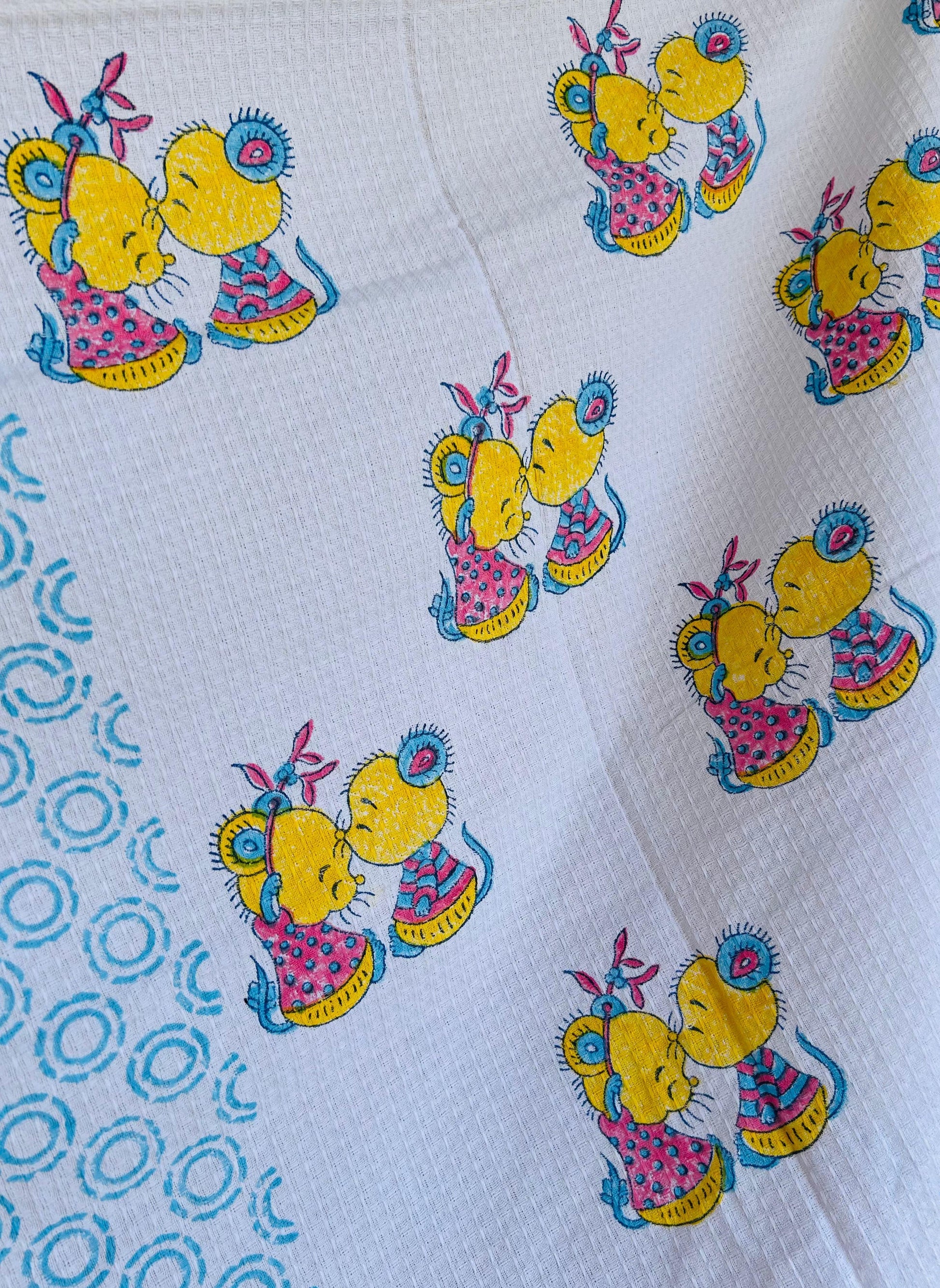 Kids Cartoon Print Towel - White and Yellow - Avyana Bedding Collection