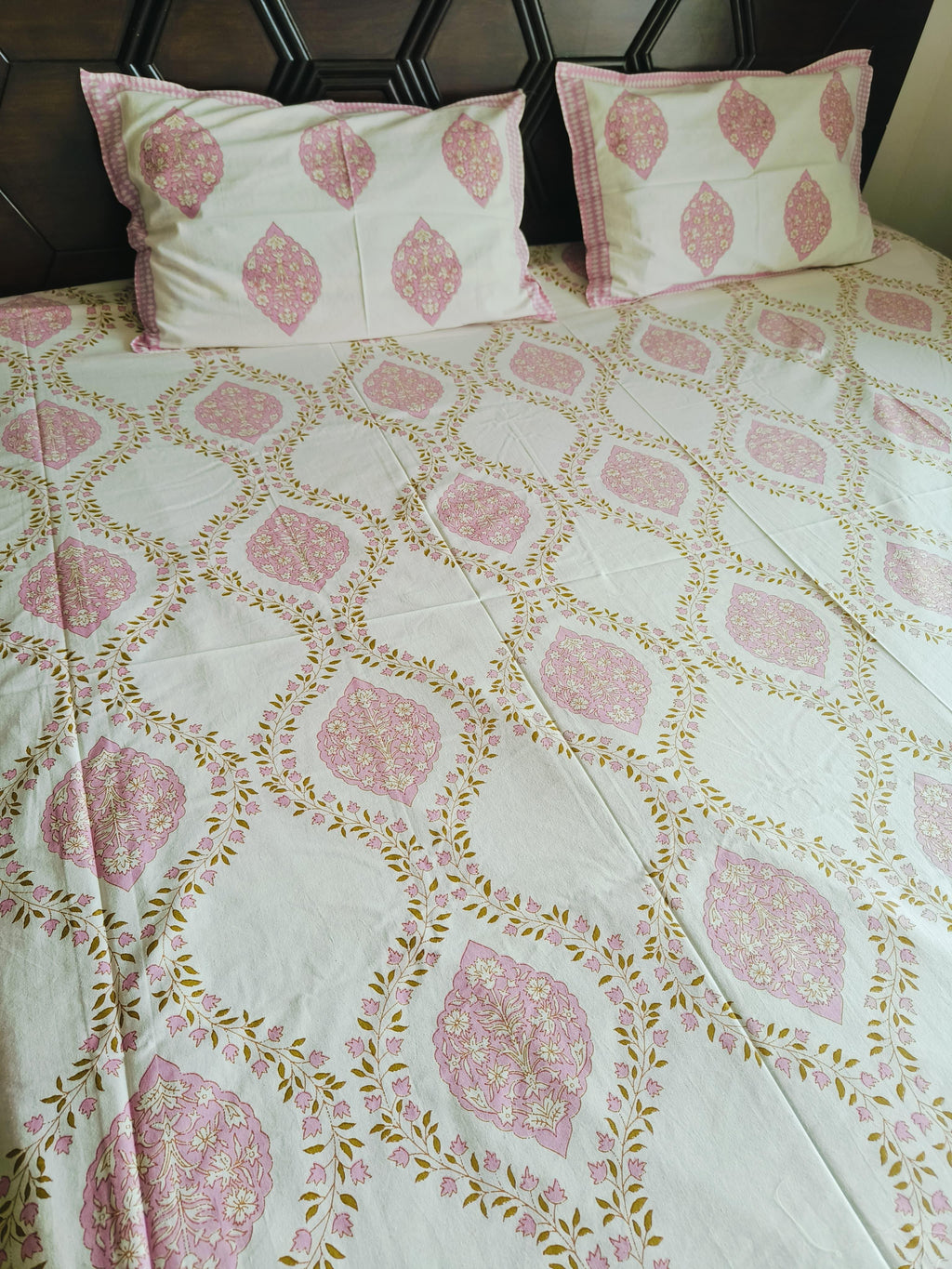Light Pink Cotton Jaipuri Premium King Bed Sheet - Avyana Bedding Collection
