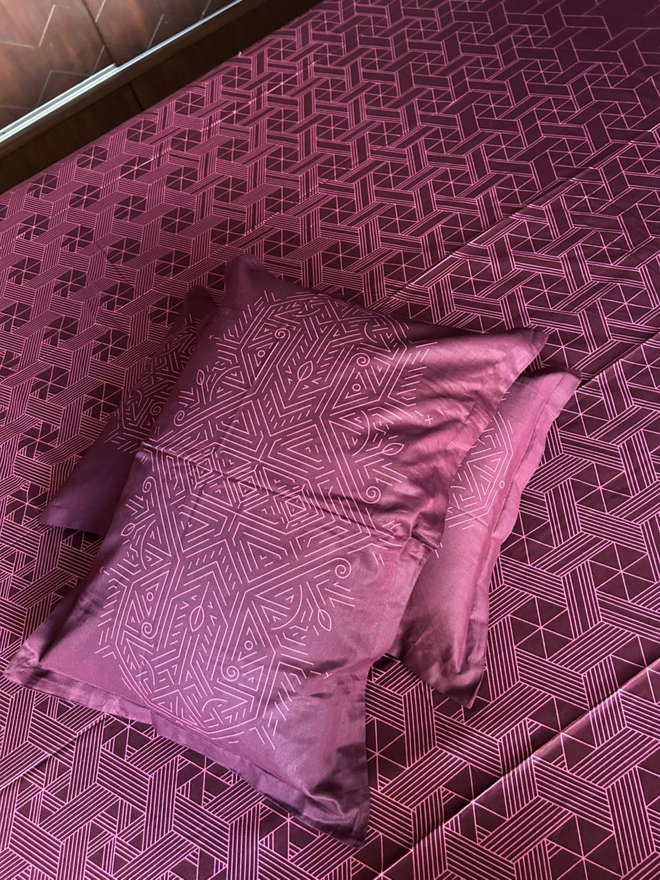 Mauve Pure Cotton Bedsheet – Geometric - Avyana Bedding Collection