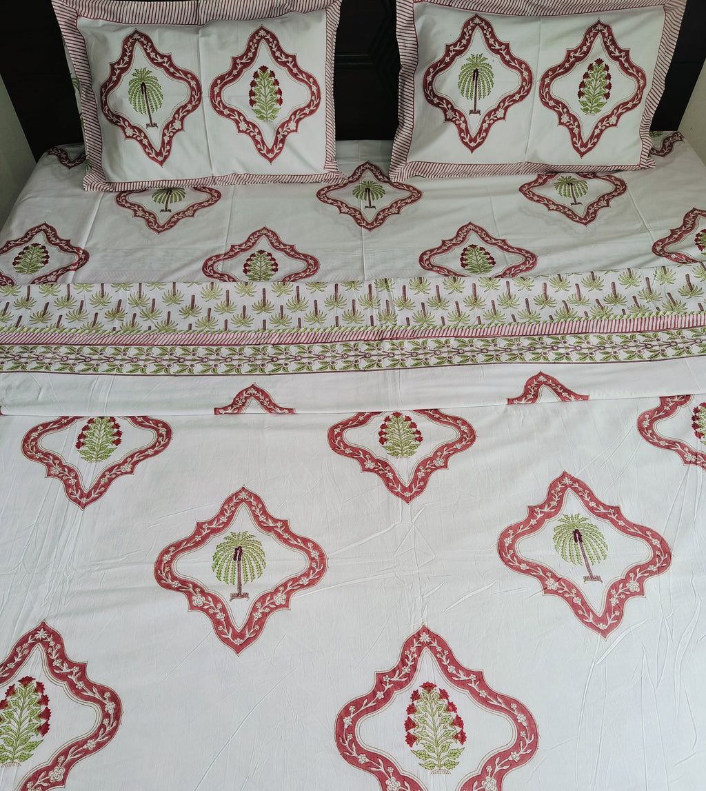 Royal Bloom Handblock Dohar – Red & Green Floral Delight - Avyana Bedding Collection