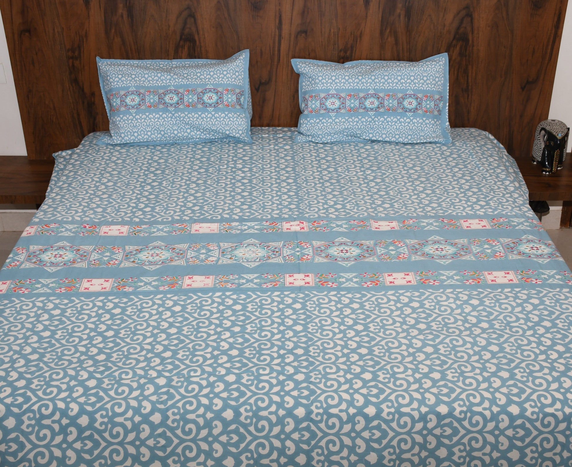 Signature Pure Cotton Bedsheet – Blue Ornamental Mandala Elegance - Avyana Bedding Collection
