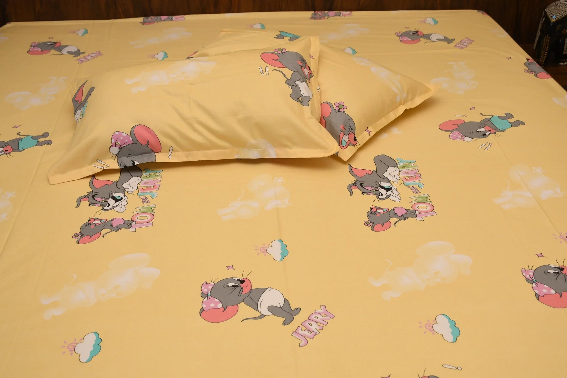 Tom & Jerry Kids Cartoon Bedsheet – Sunny Yellow | Pure Cotton - Avyana Bedding Collection